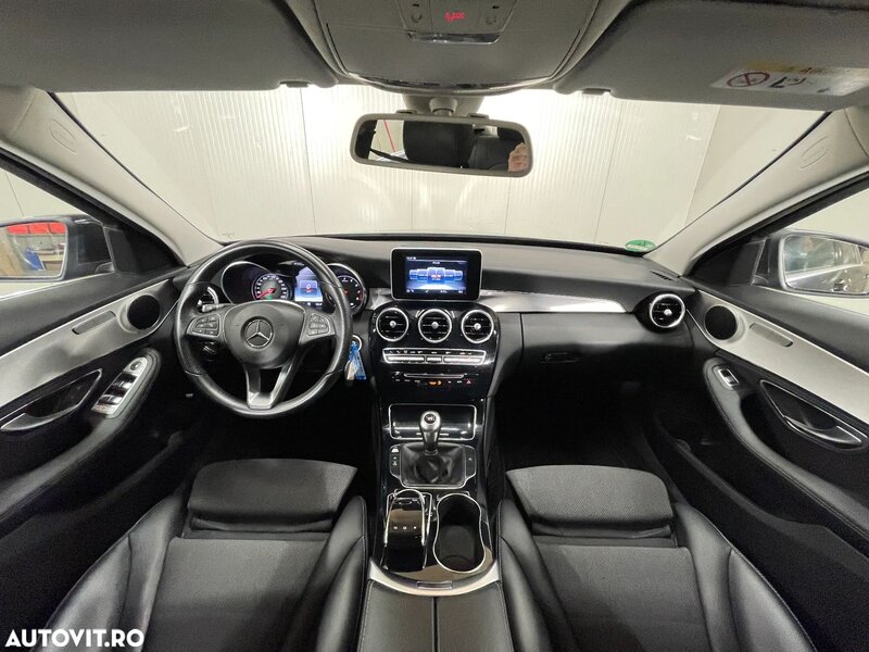 Mercedes-Benz C 180